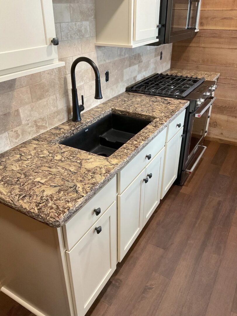 FS-Shiloh Maple Painted Countertop